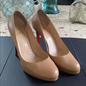 Christian Louboutin Nude Bianca Leather Pump
